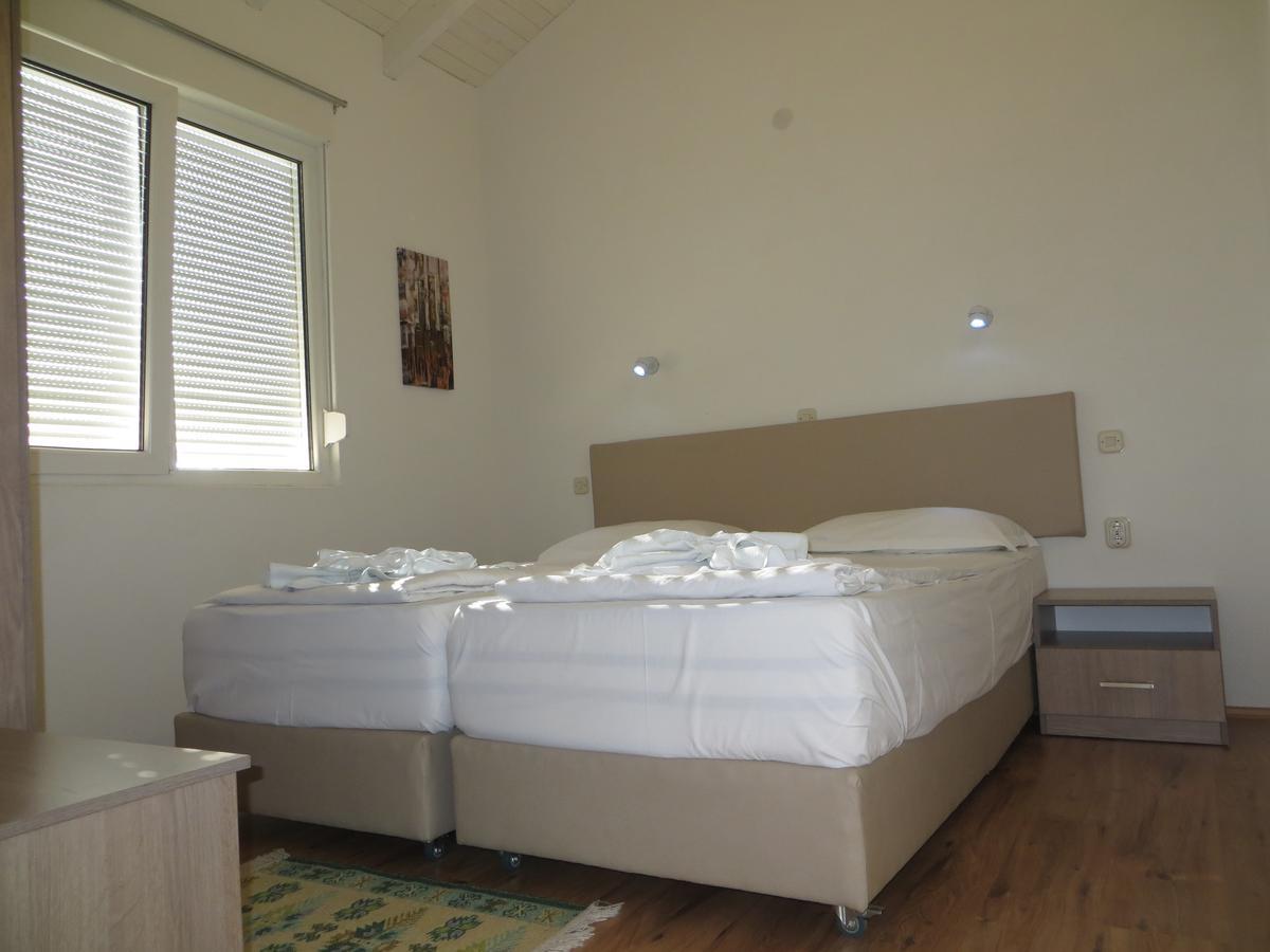 Oaza Inn Ohrid Esterno foto